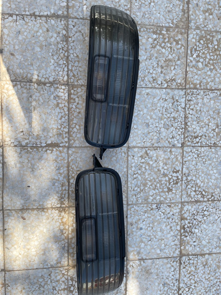 1993-1996 capric/impala taillight - 1