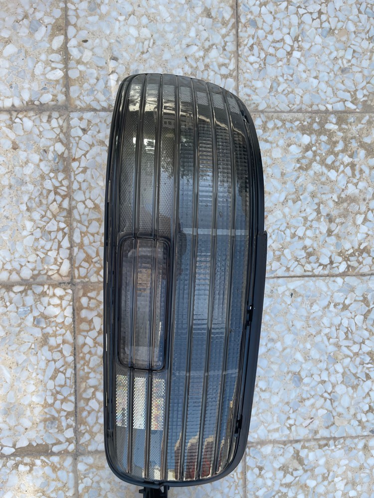 1993-1996 capric/impala taillight - 3