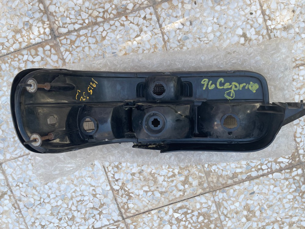 1993-1996 capric/impala taillight - 4
