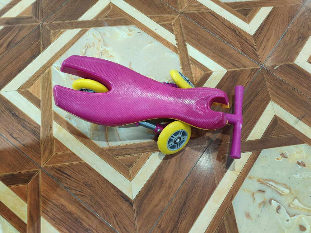 Folding toddler Yoyo car Twist - 3
