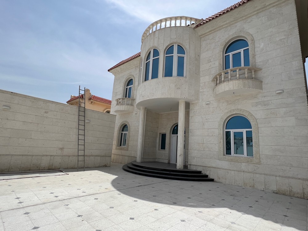 فيلا للبيع بالدحيل فخمه فاخرة - 3