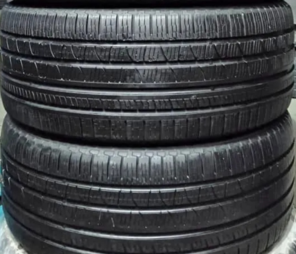 275/60/20"pirelli tyre - 1