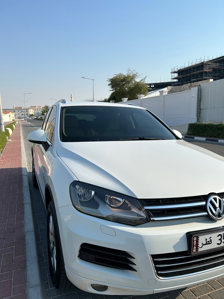 Volkswagen Touareg - 2