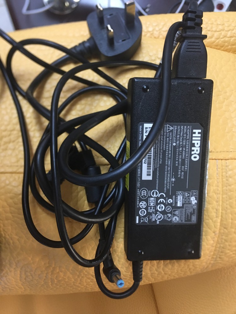 Dell, Acer charger - 2