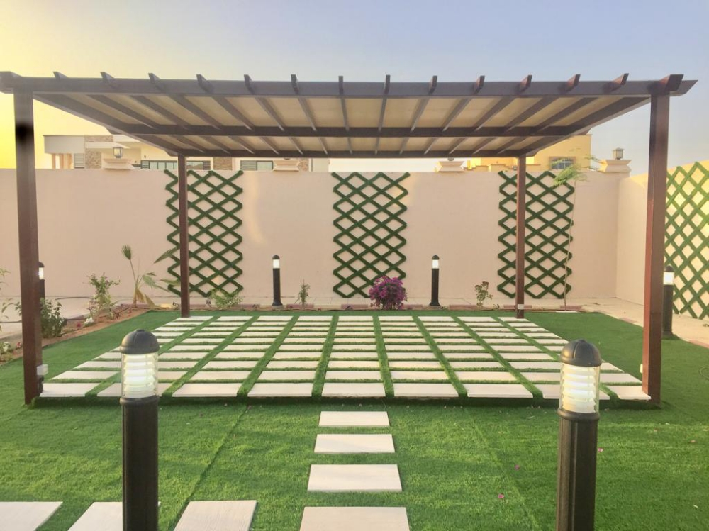 الجالسات - 1