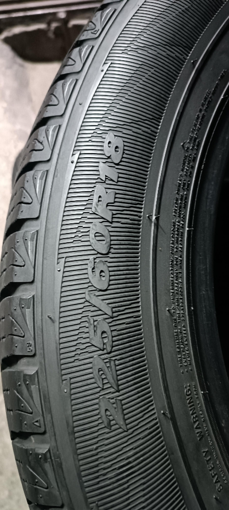 225/60/18"nexen tyre - 3
