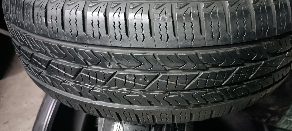 225/60/18"nexen tyre - 1