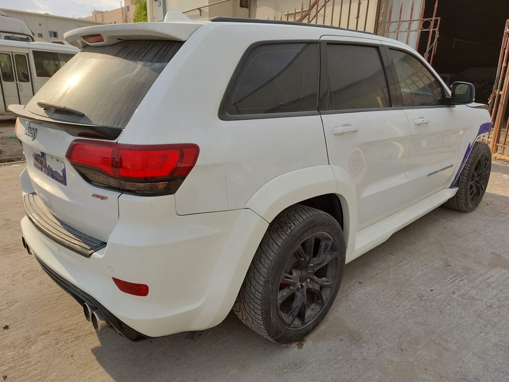 jeep grand Cherokee srt scrap - 4
