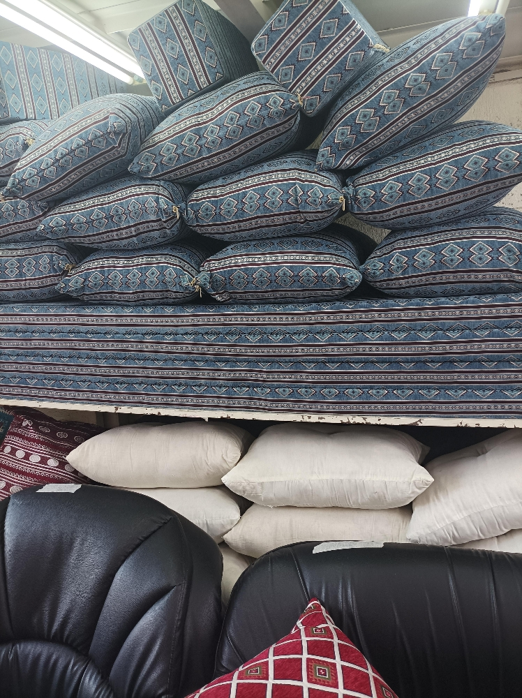 مجالس ارضيه جاهزه - 2