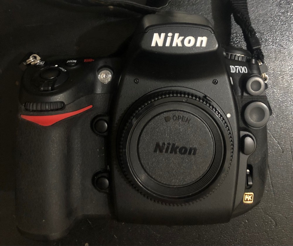 nikon d700    - 1