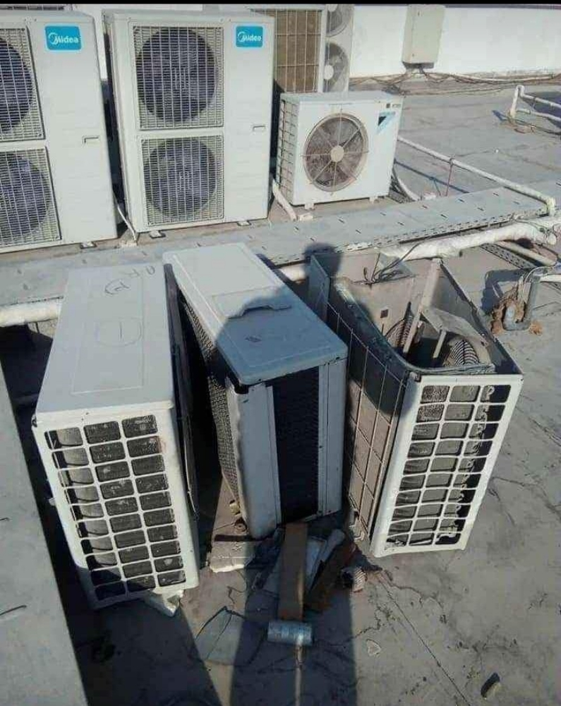 متخصصون فى شر - 1