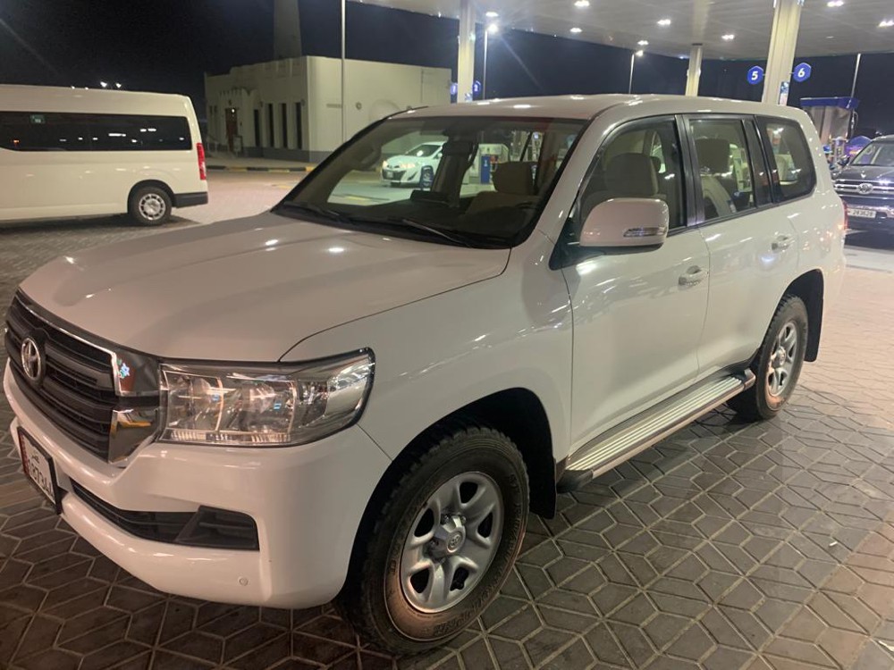 إيجار بسائق بدون سائق  - 3