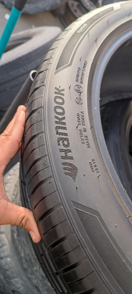 255/45/19"hankook tyre - 2