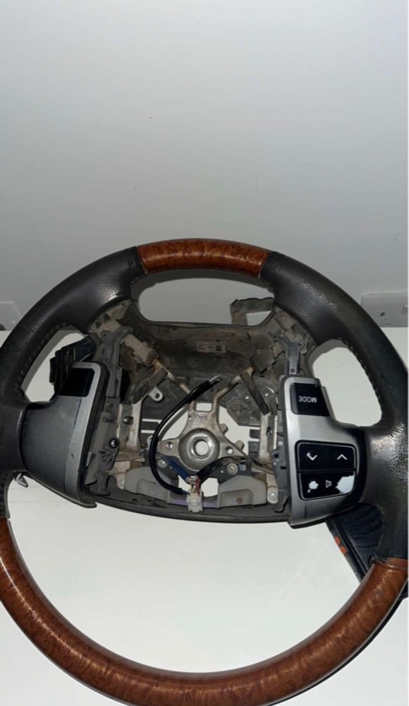 Land Cruiser steering wheel - 1