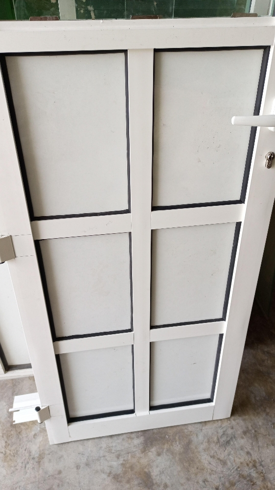 Kitchen Cubit & Doors & windows - 4