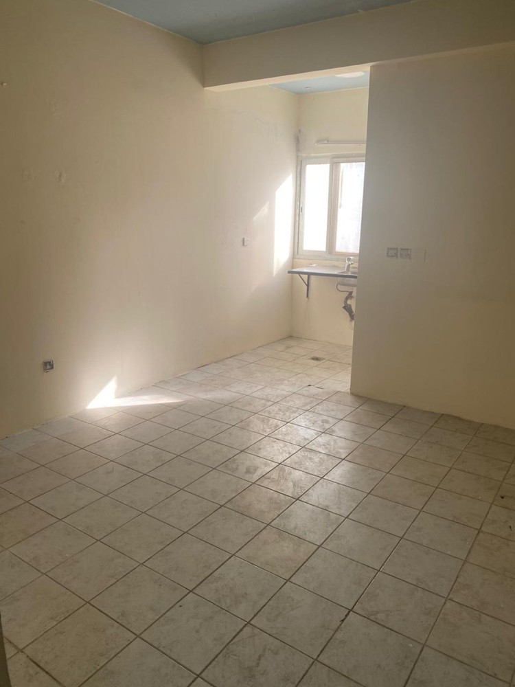 للايجار سكن 120 غرفه بالصناعية - 2