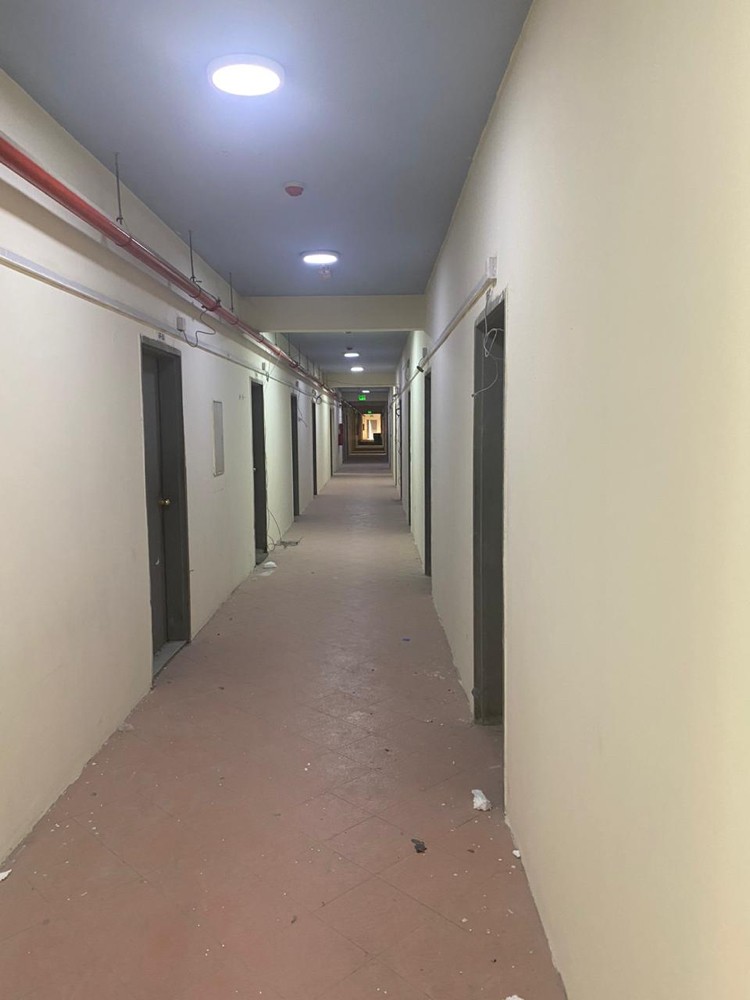 للايجار سكن 120 غرفه بالصناعية - 1