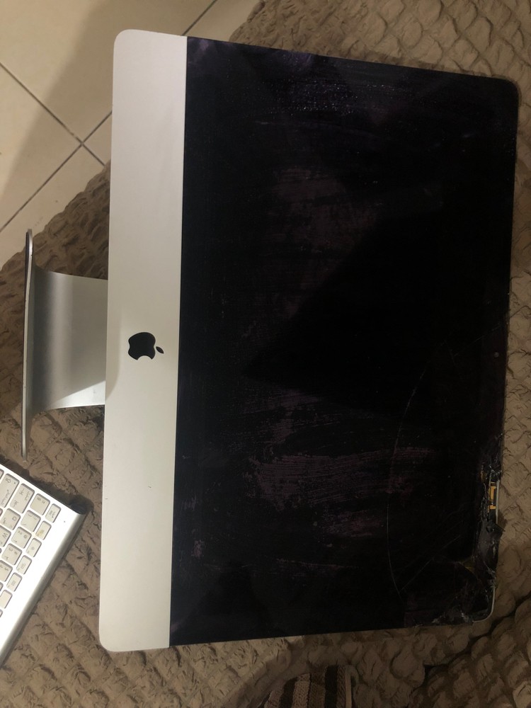 IMac 21 in   - 1