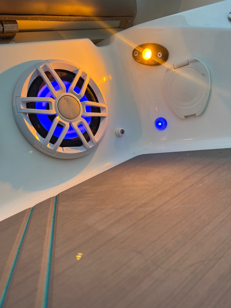 speaker with light - 1