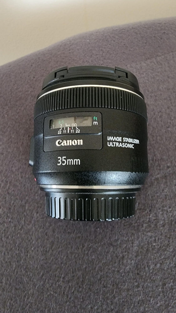 Canon EF 35mm f/2 USM Wide-Angle - 1