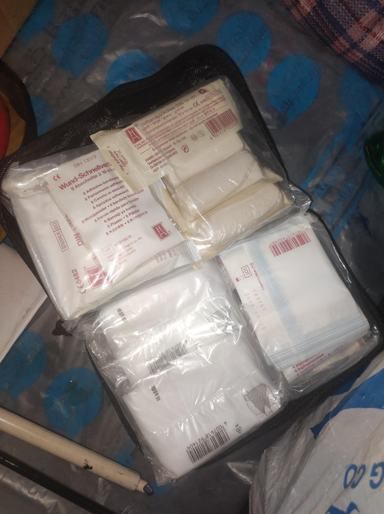 MINI COOPER FIRST AID KIT - 2