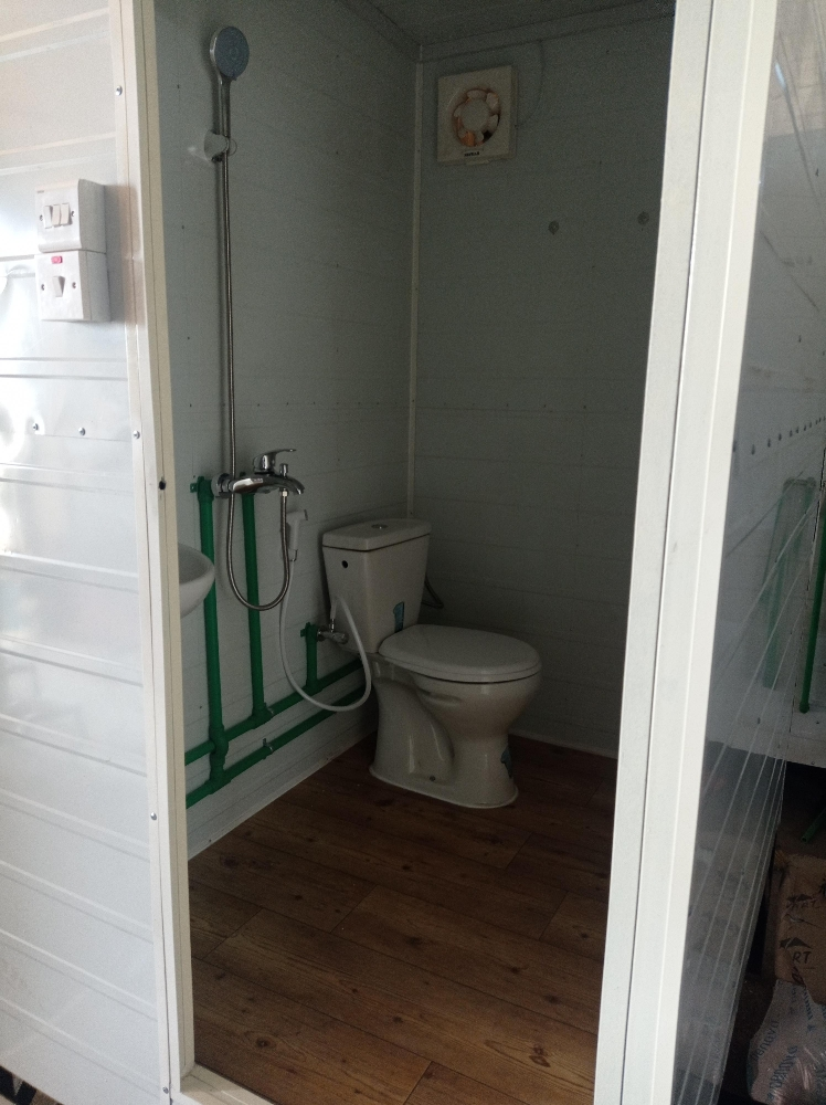New toilets ready for sale - 5