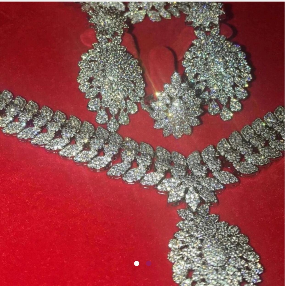 accessories - 1