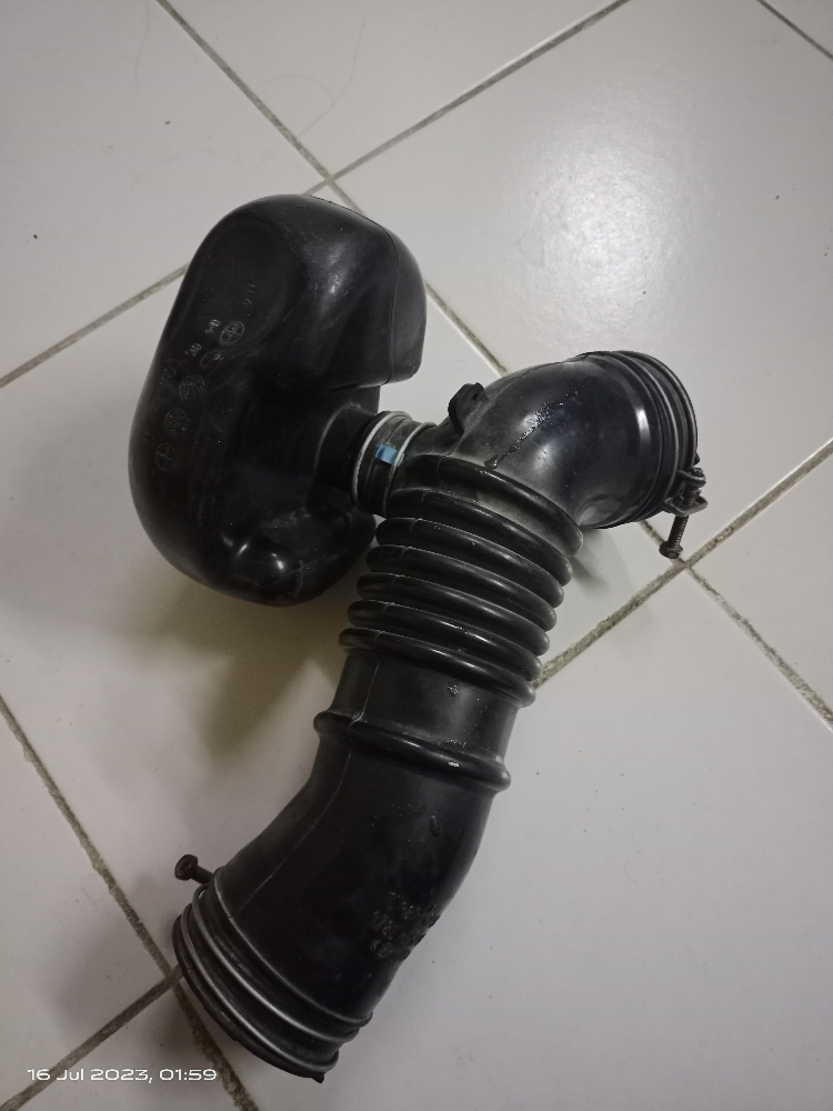 Air Mass Hose-Hilux 2006-2015 - 1