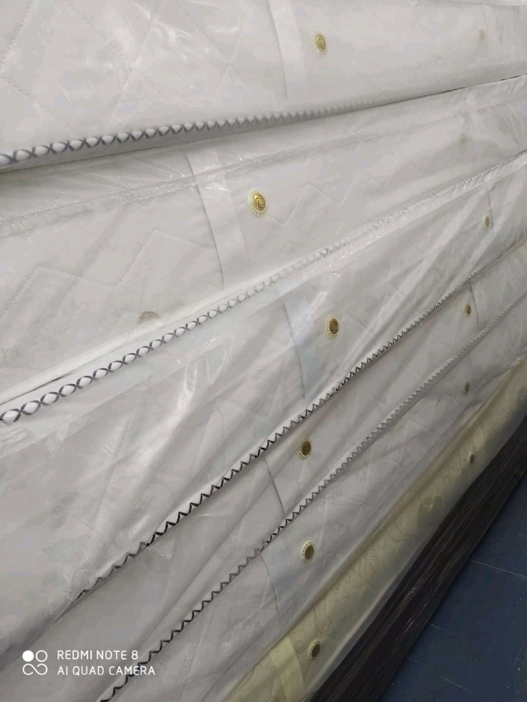 selling brand new bed matress - 1