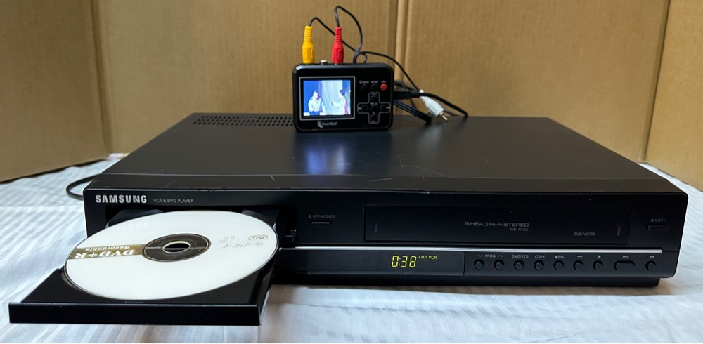SAMSUNG VCR & DVD PLAYER  - 4