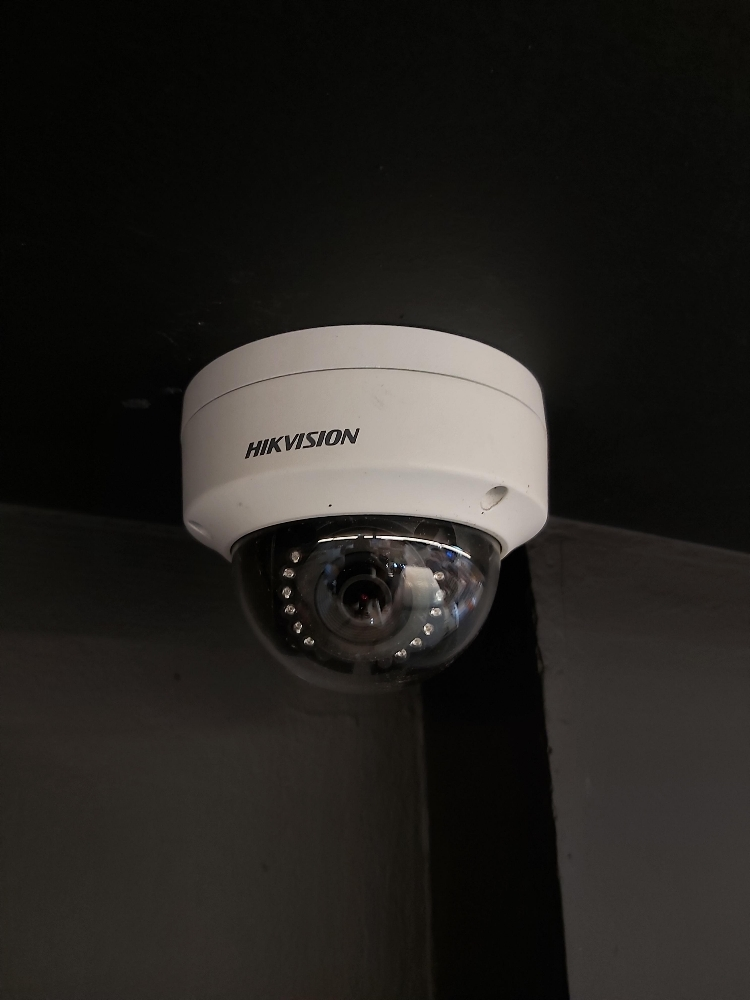 Security Camera Sell and install - 1