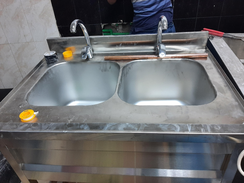 stailness steel sink ,table - 1