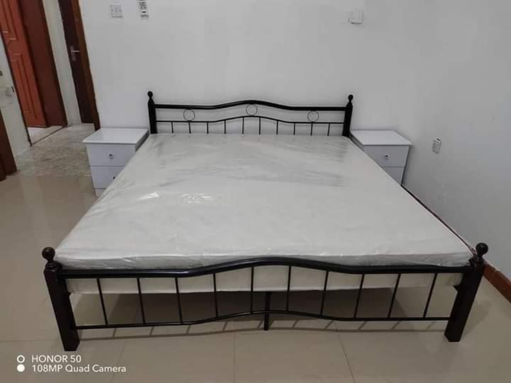سرير بحجم كينج وسرير بحجم كوين وس - 6