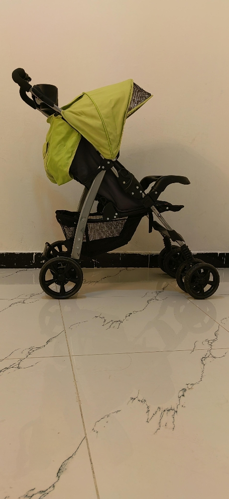 stroller - 1