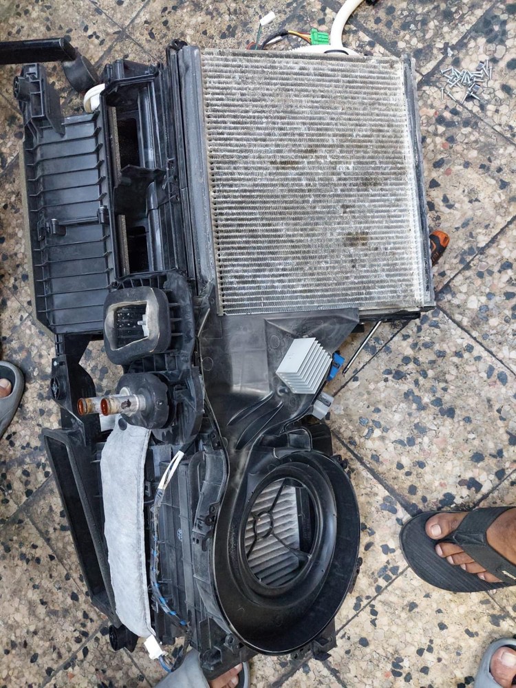 Car AC repair - 4