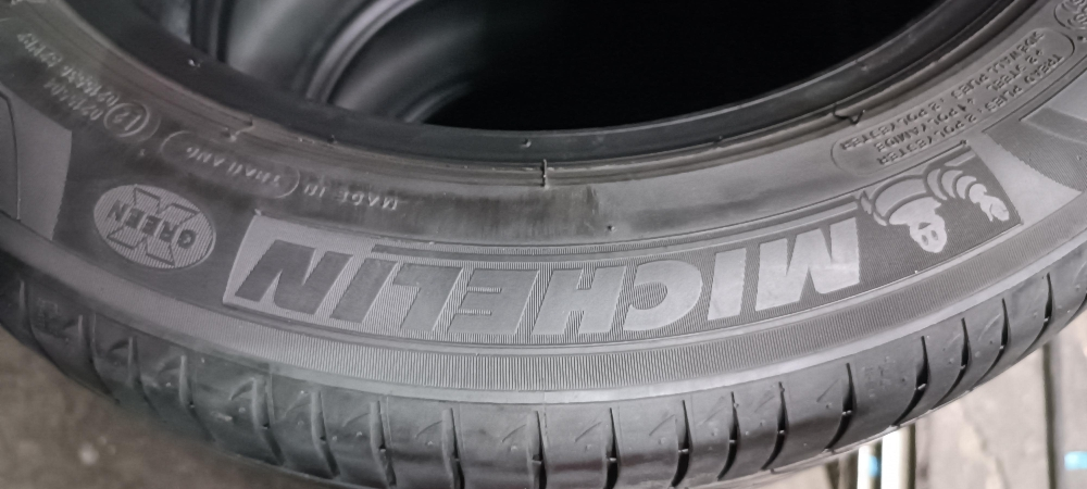 215/55/18"michilin tyre - 3