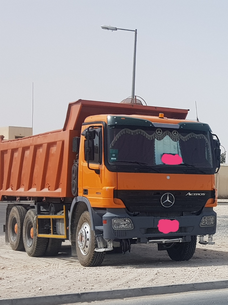 Dump truck - 1