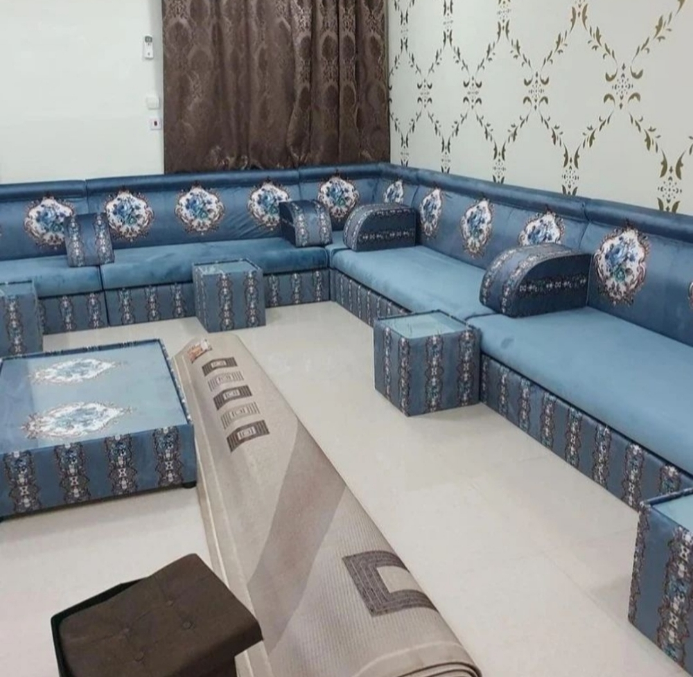 تفصيل وتنجيد مفروشات وستائر - 1