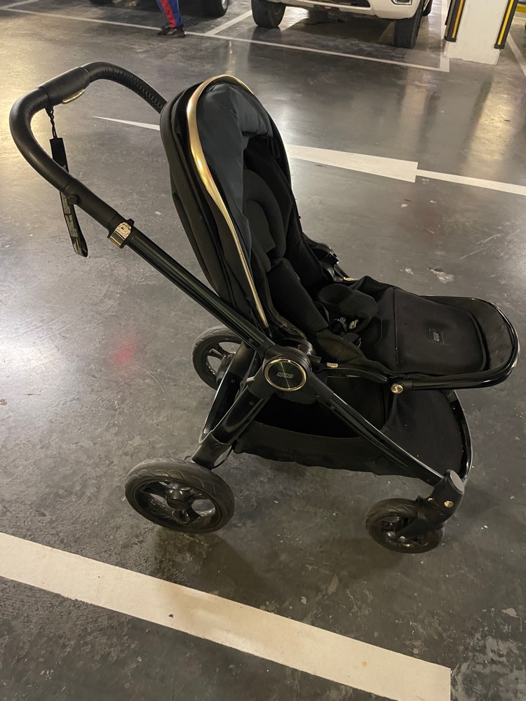 mamas and papas ocarro stroller - 1