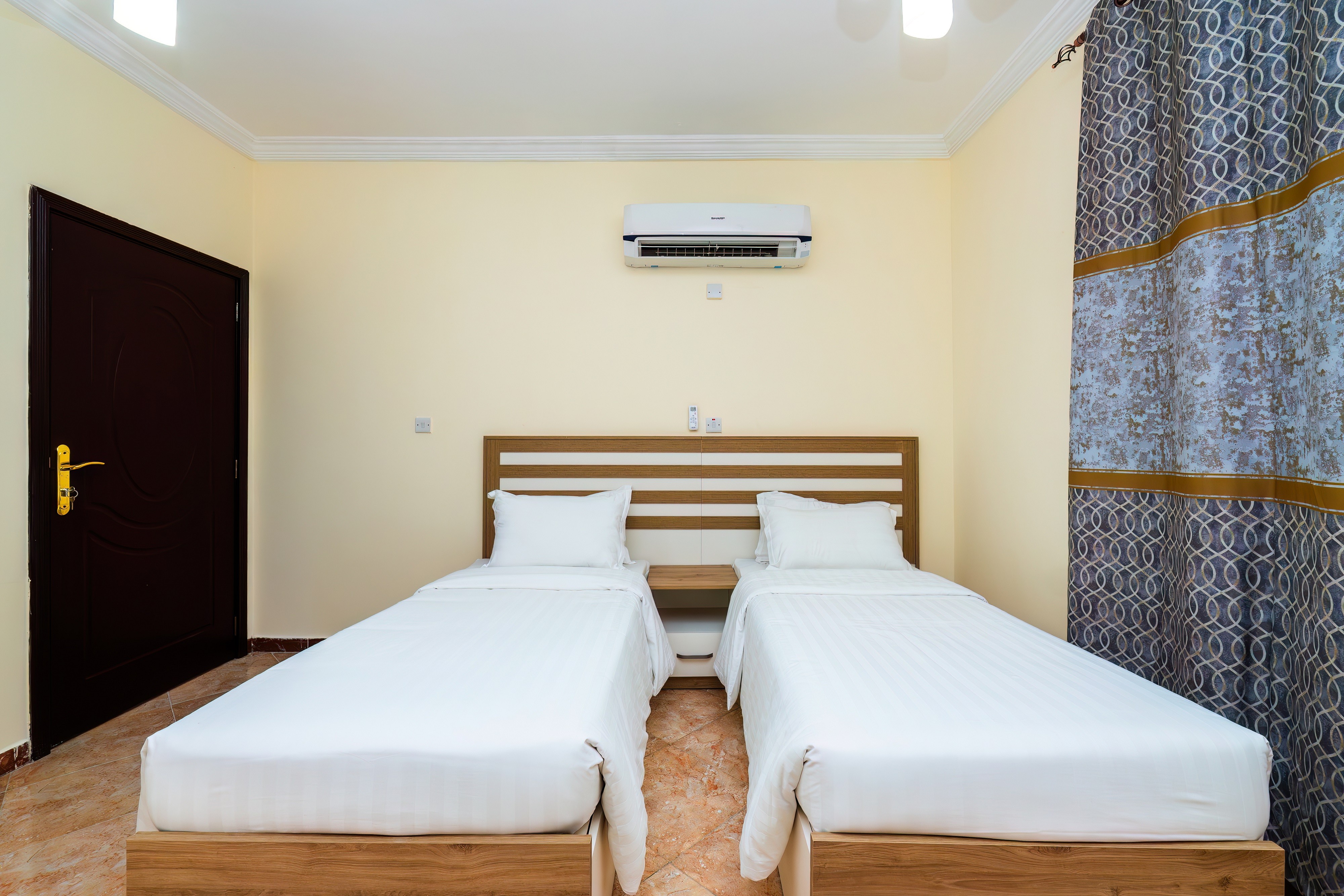 Accessible 2BR with Sea View - 4
