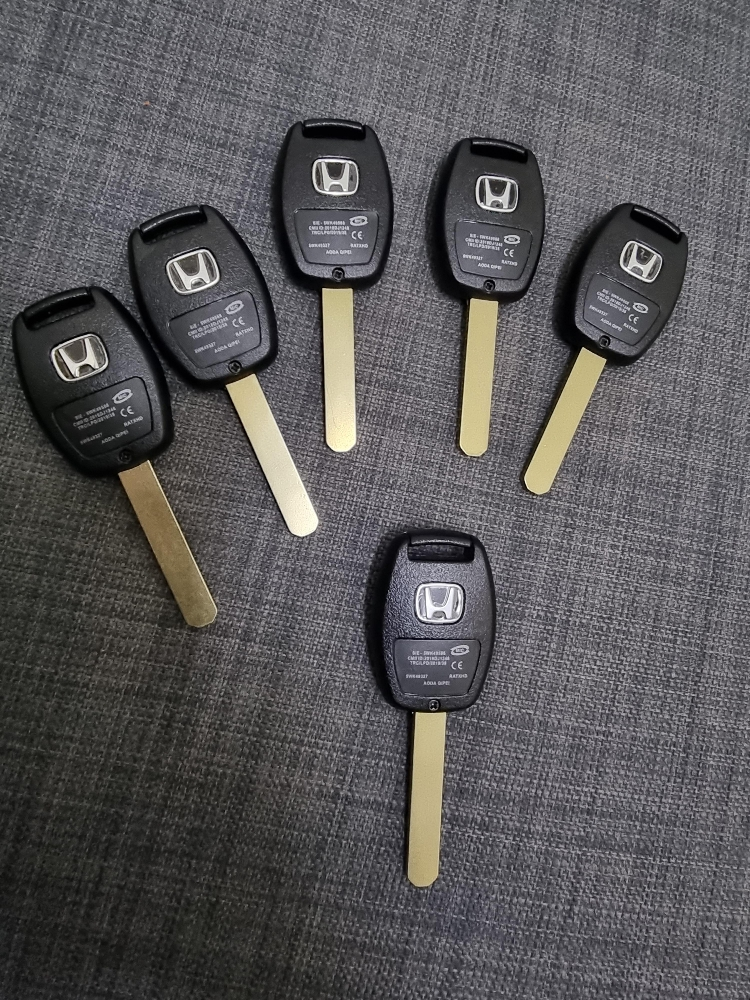 Honda civic key - 2