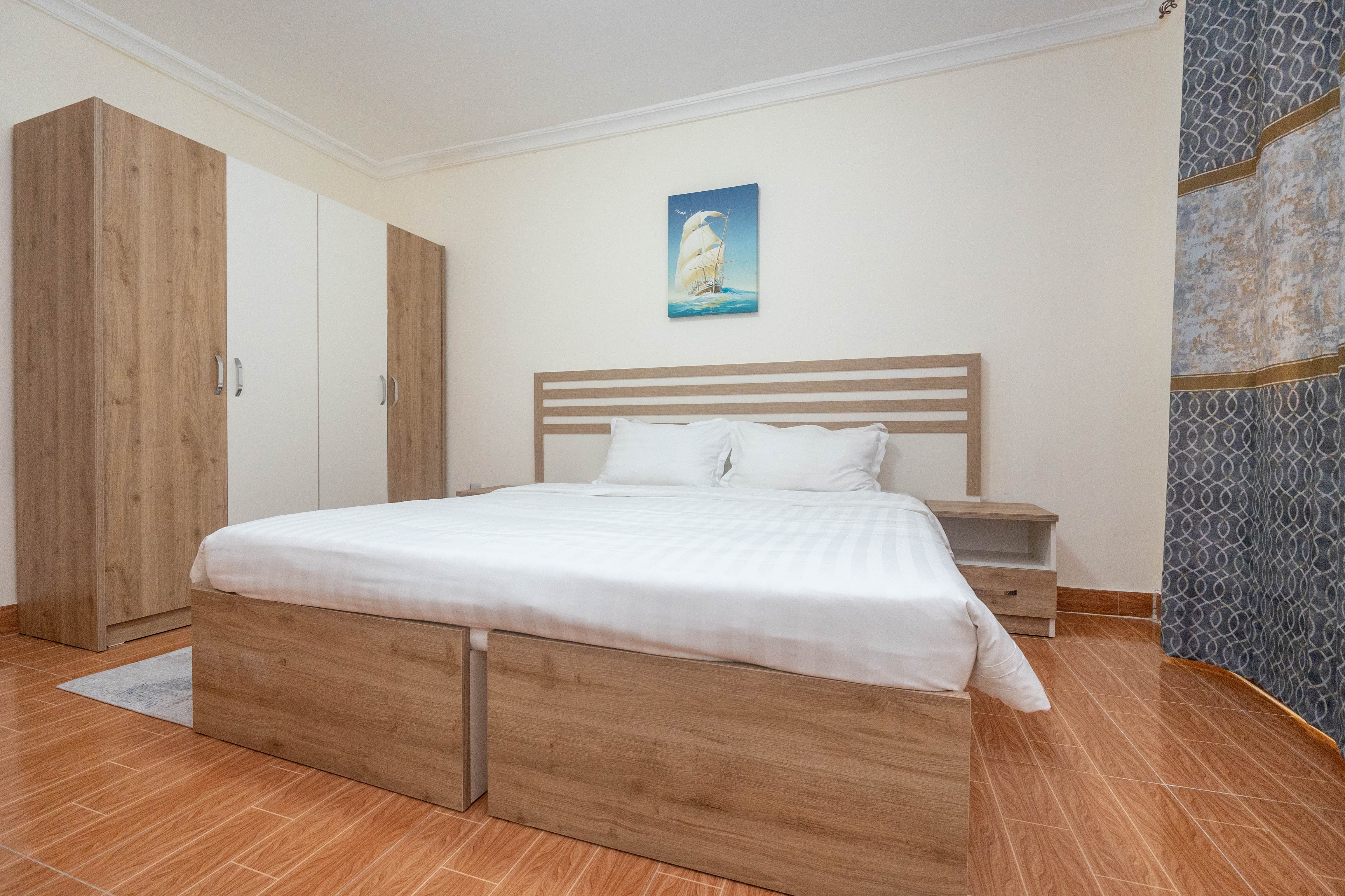 Nice 2 Bedroom Apartment - 6