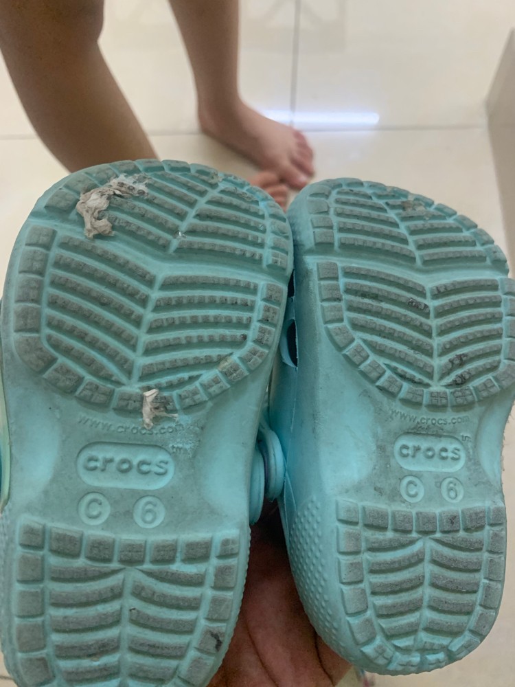 crocs for kids - 2