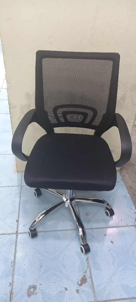Office chair,& office table - 6