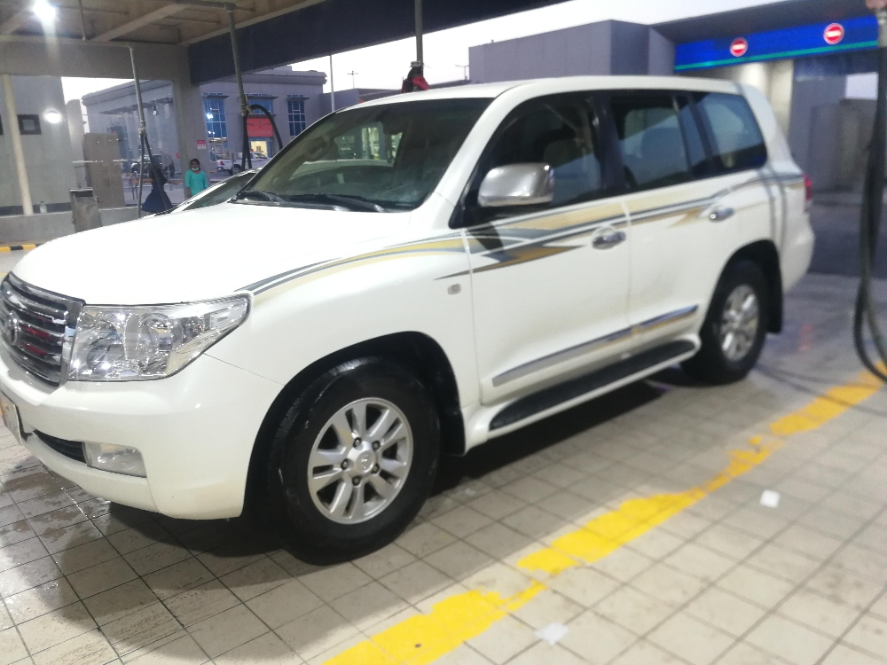 Land Cruiser - 6