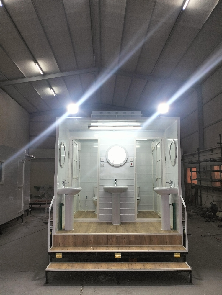 cabins toilet caravans for sale - 7