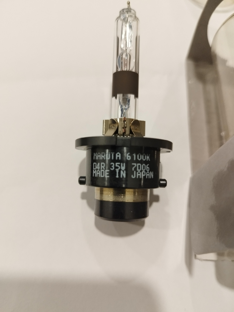 original d4s xenon Japan 6100k - 6