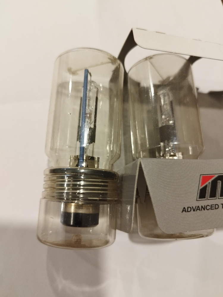 original d4s xenon Japan 6100k - 1