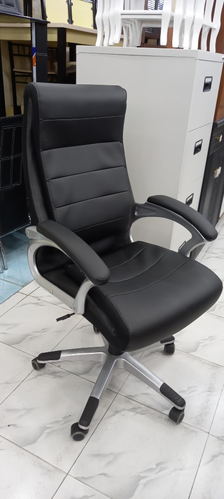 Office chair. Computer chair - 11