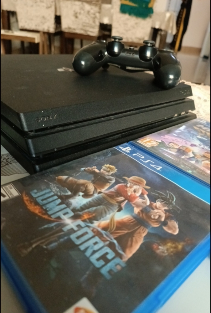 play station 4 pro - 2